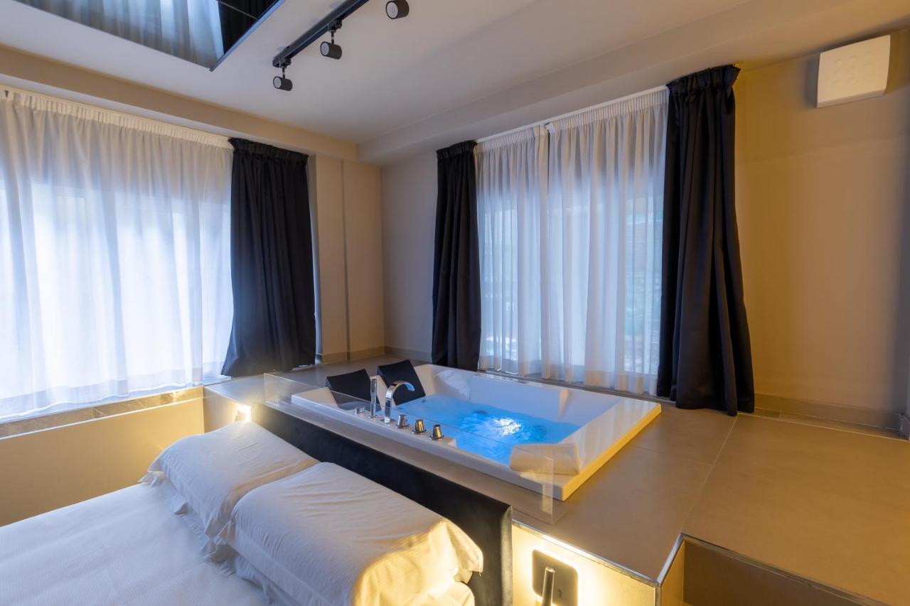 Maximum Exclusive Suite & Spa Palermo Bagian luar foto