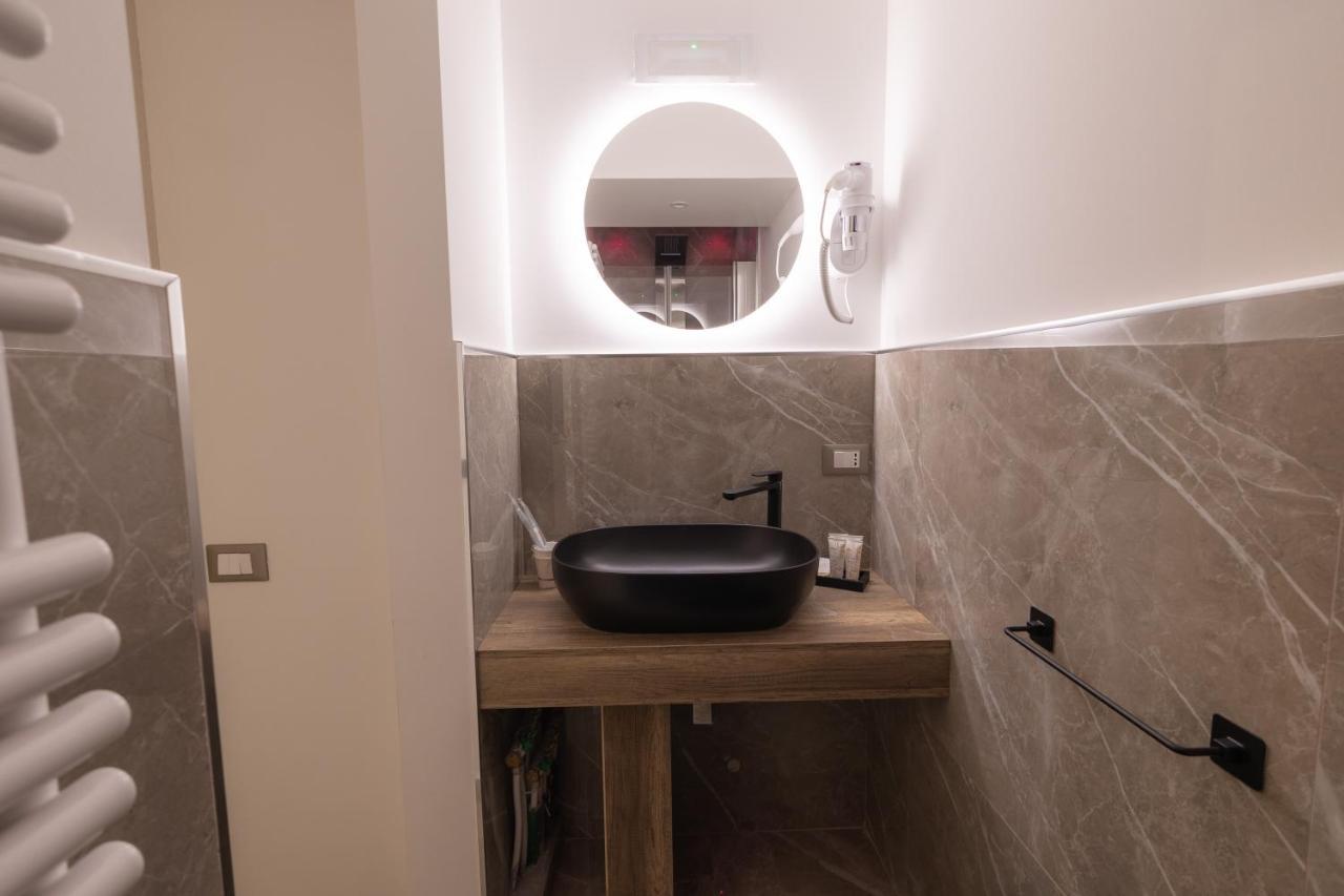 Maximum Exclusive Suite & Spa Palermo Bagian luar foto